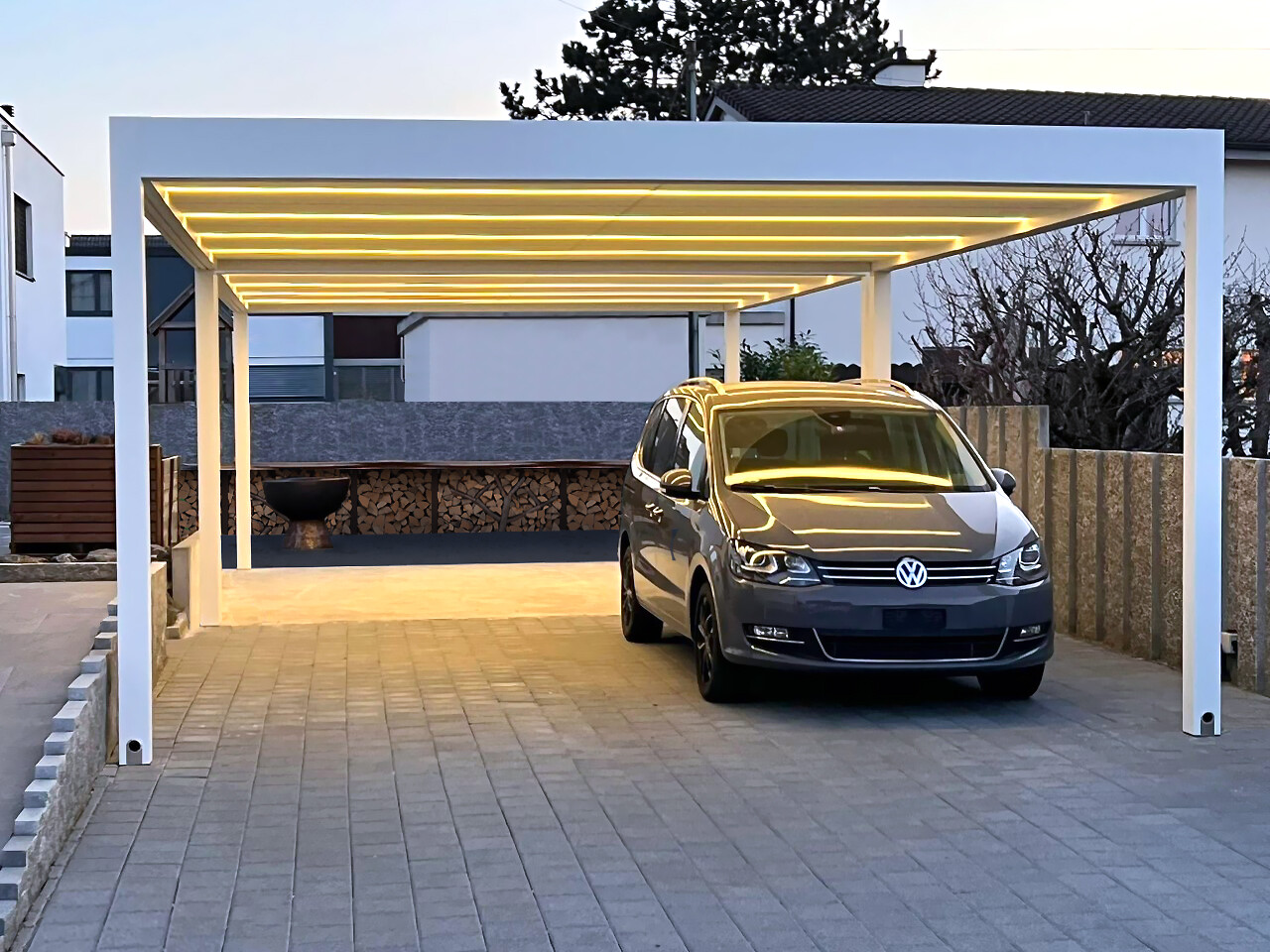 Carport mit Solar